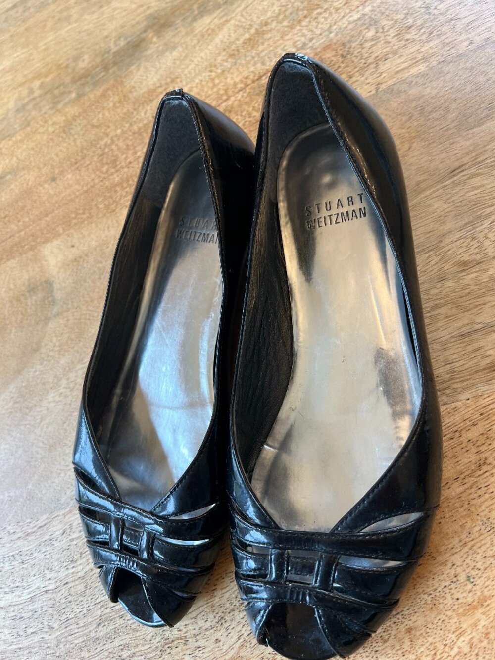 Stuart Weitzman 'Low Key' Peep Toe Flat size 5 PREOWNED